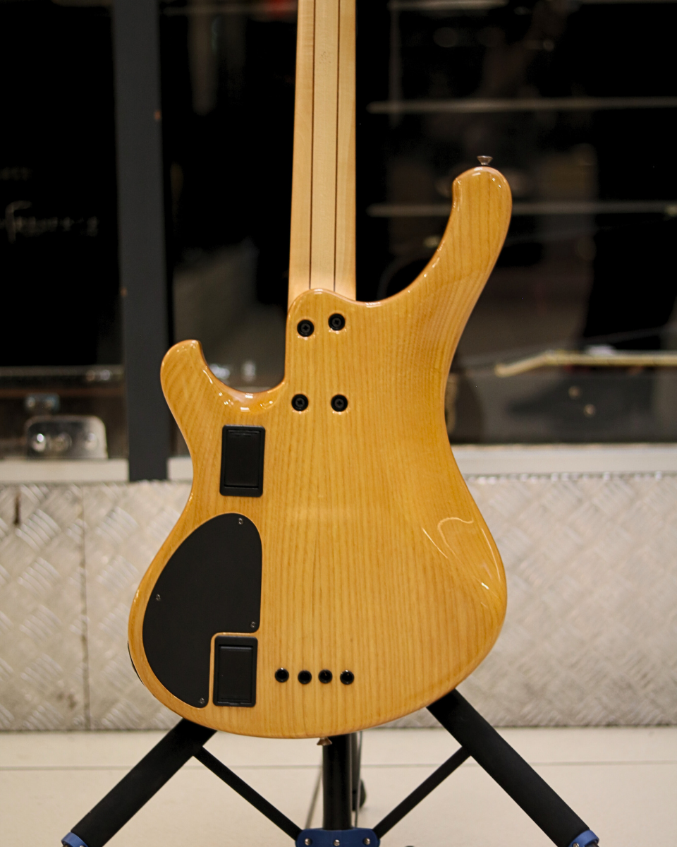 Contra Baixo Mayones PI 4 Live Signature Wojtek Pilichowski Natural Wood "Semi-Novo''