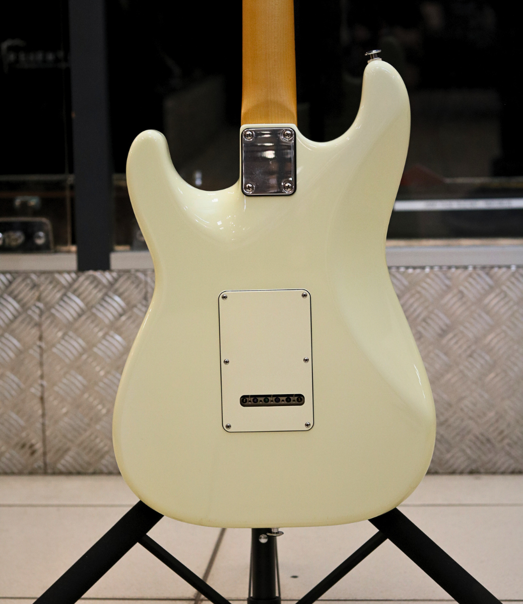 Guitarra Suhr Stratocaster Classic S Olympic White HSS ( Semi-Nova )