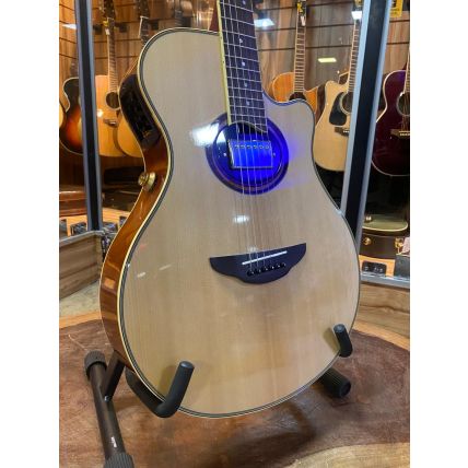 Violão Yamaha APX-700II