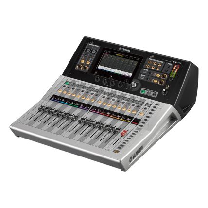 Mixer Yamaha TF-1 Digital